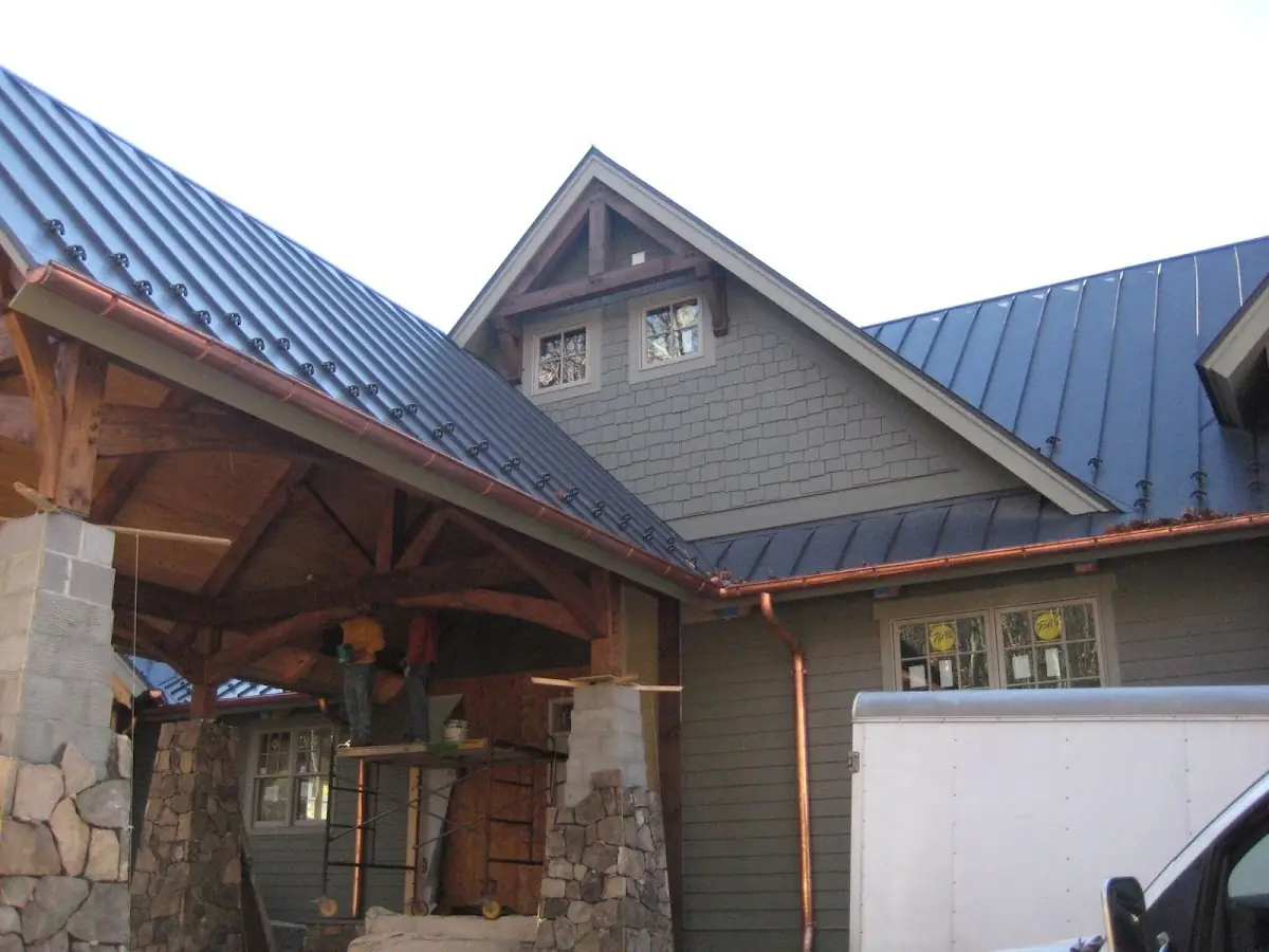 Craftsman Roofing team delivering quality roofing work in Tallulah Falls